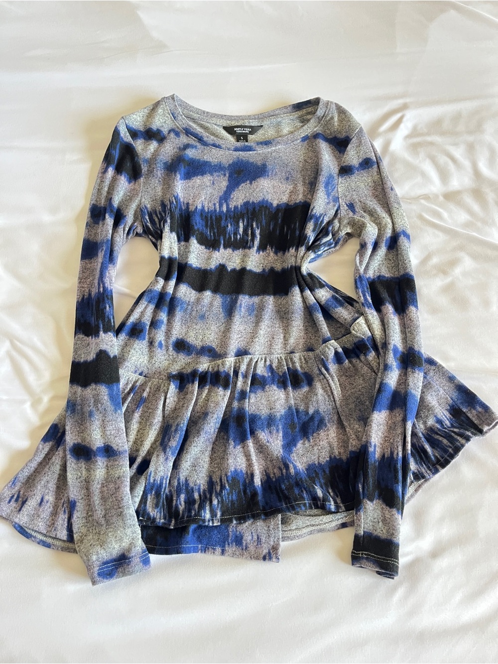 Simply Vera Vera Wang Size S Blue, Gray & Black Tie-Dye Peplum Top
